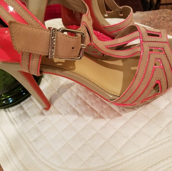 Gianni Bini heals NWOT - Picture 5 of 7